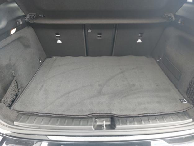 MERCEDES-BENZ GLA 200 d Progressive Line  