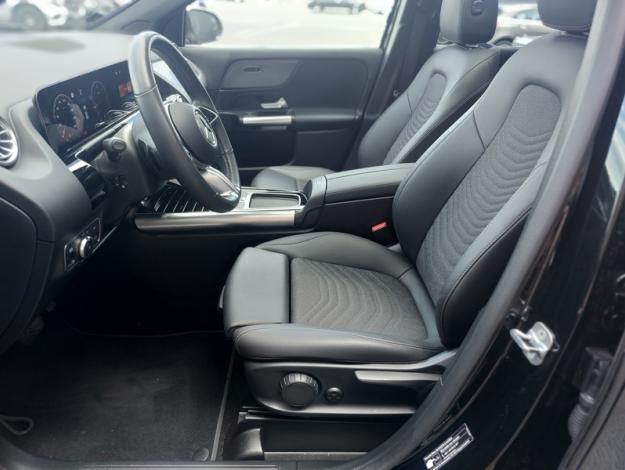 MERCEDES-BENZ GLA 200 d Progressive Line  