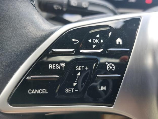 MERCEDES-BENZ GLA 200 d Progressive Line  