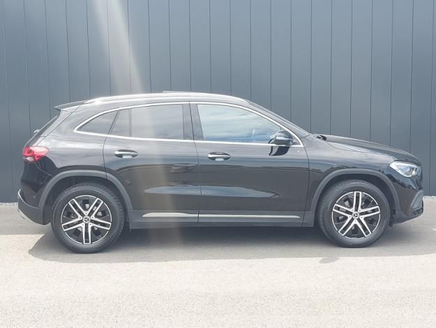 MERCEDES-BENZ GLA 200 d Progressive Line  