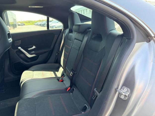 MERCEDES-BENZ CLA Coupé CLA 200 Coupé AMG Line  