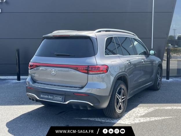MERCEDES-BENZ EQB 250 AMG Line  