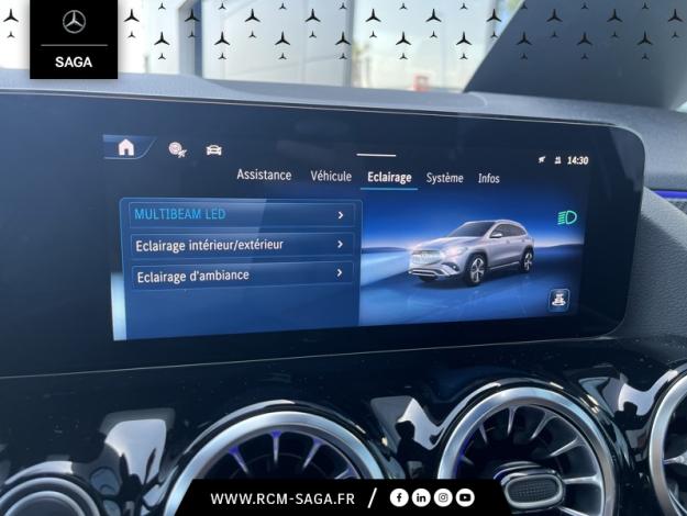 MERCEDES-BENZ GLA 200 AMG Line  