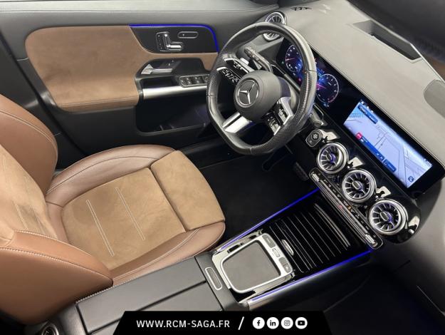 MERCEDES-BENZ GLA 200 AMG Line  