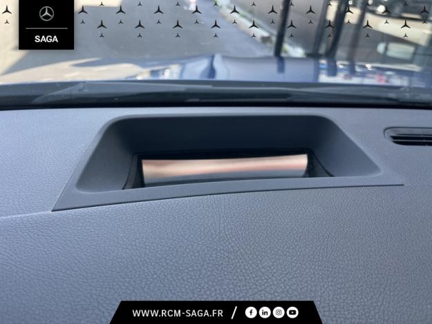 MERCEDES-BENZ GLA 200 AMG Line  