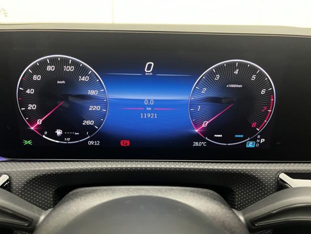 MERCEDES-BENZ CLA Shooting Brake CLA 200 Shooting Brake AMG Line  