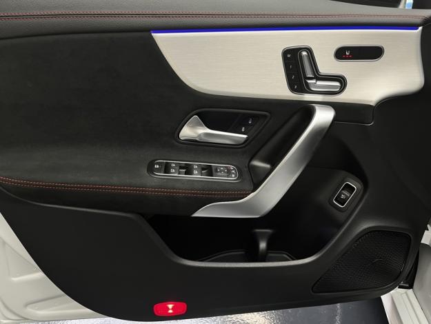 MERCEDES-BENZ CLA Shooting Brake CLA 200 Shooting Brake AMG Line  