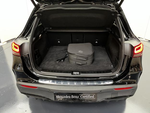 MERCEDES-BENZ EQA 250+ AMG Line  