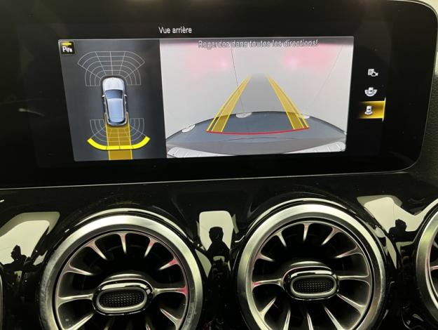 MERCEDES-BENZ EQA 250+ AMG Line  