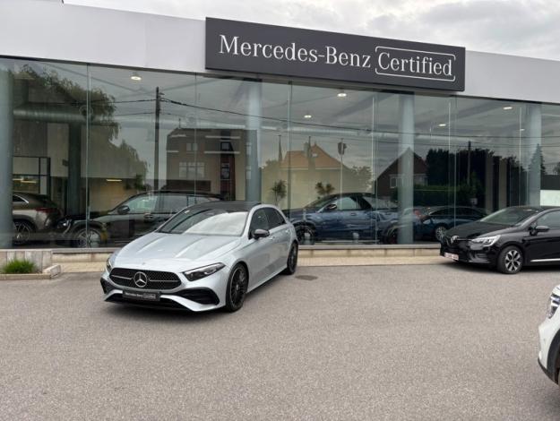 MERCEDES-BENZ A 180 d AMG Pack Night Toit Pano  