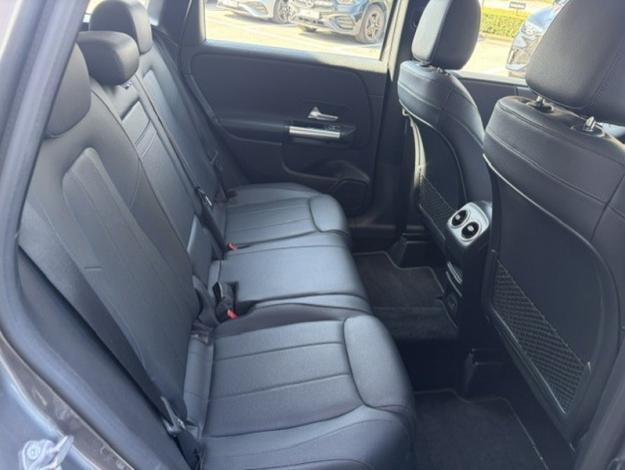MERCEDES-BENZ B-Klasse B 180 d