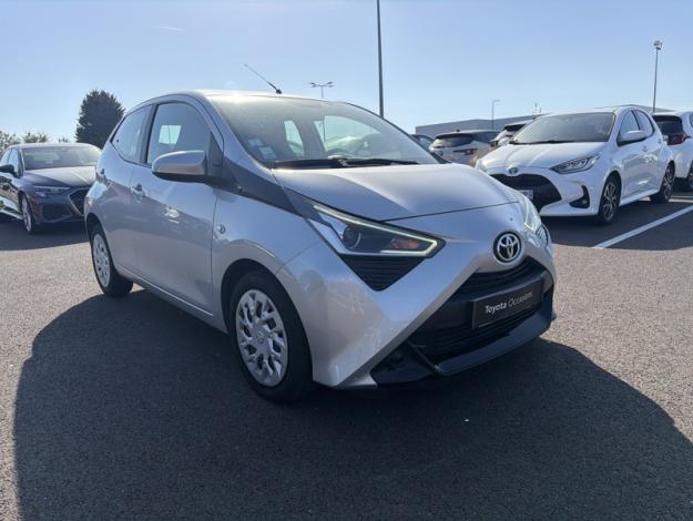 TOYOTA Aygo 1.0 VVT-i x-play  