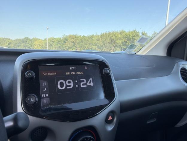 TOYOTA Aygo 1.0 VVT-i x-play  