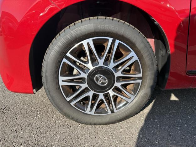 TOYOTA Aygo 1.0 VVT-i x-clusiv zen  