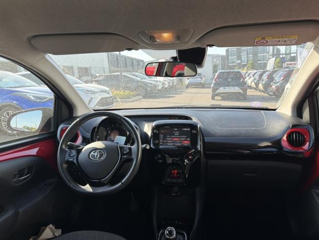 TOYOTA Aygo 1.0 VVT-i x-clusiv zen  