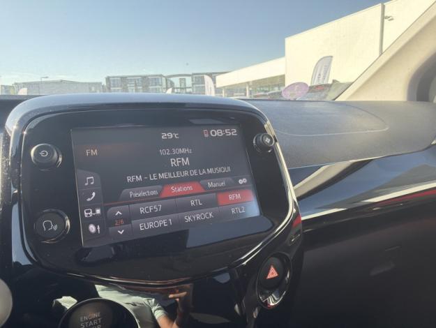 TOYOTA Aygo 1.0 VVT-i x-clusiv zen  
