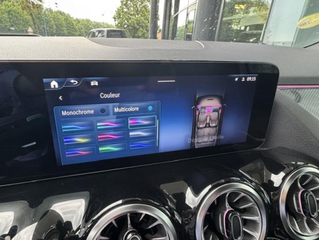 MERCEDES-BENZ GLA 200 d AMG Line  