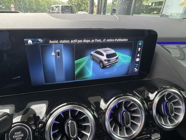 MERCEDES-BENZ GLA 200 d AMG Line  