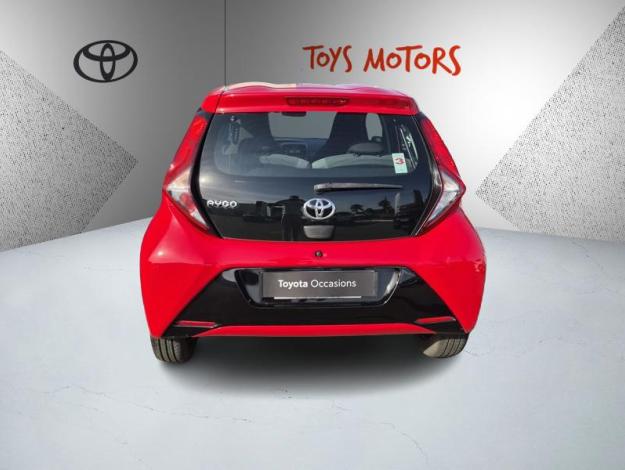 TOYOTA Aygo 1.0 VVT-i x-play  