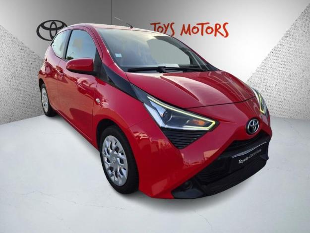 TOYOTA Aygo 1.0 VVT-i x-play  