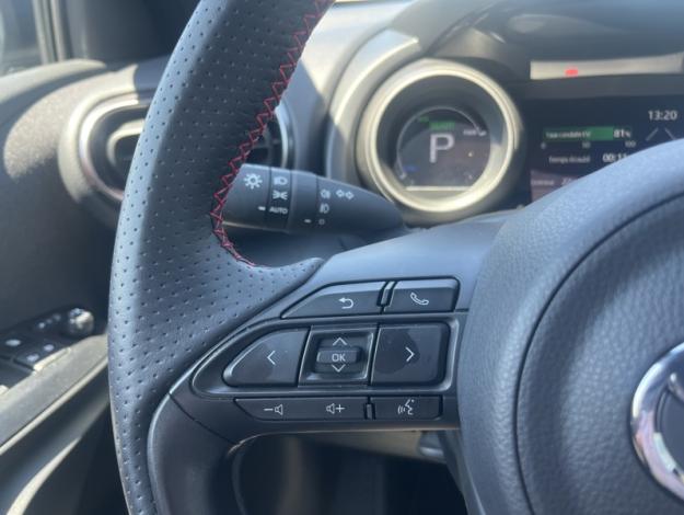 TOYOTA Yaris 116h GR SPORT  