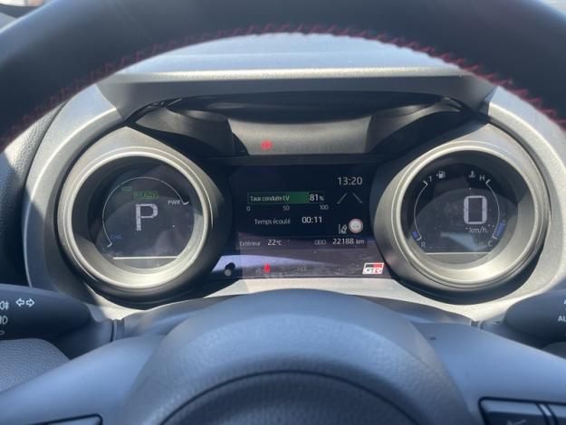 TOYOTA Yaris 116h GR SPORT  