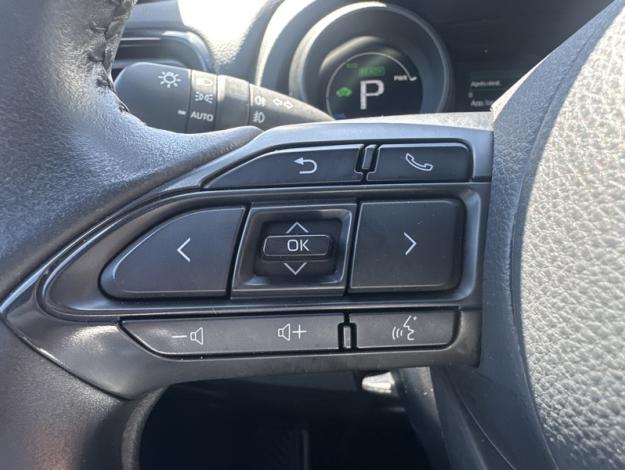 TOYOTA Yaris Cross 116h Design cargo   