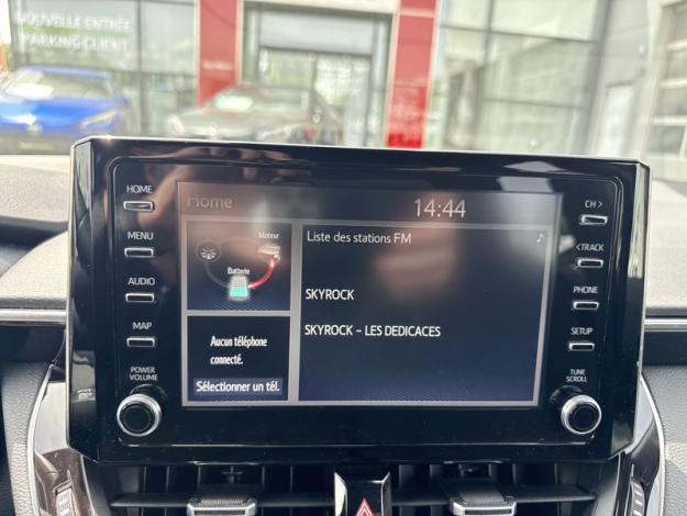TOYOTA Corolla 184h Design  
