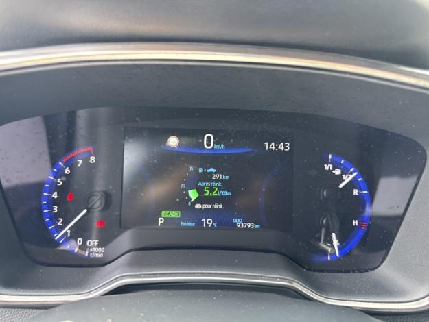TOYOTA Corolla 184h Design  