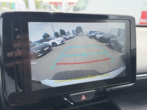 TOYOTA Yaris Cross 116h Design   