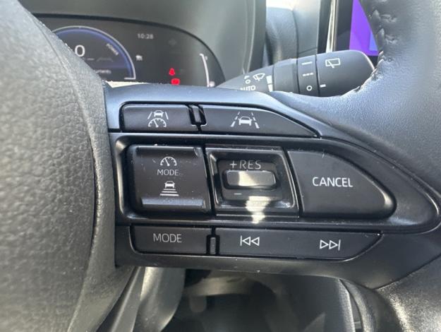 TOYOTA Yaris Cross 116h Design  