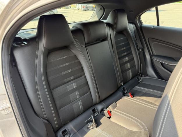 MERCEDES-BENZ Classe A A 180 d Sensation  