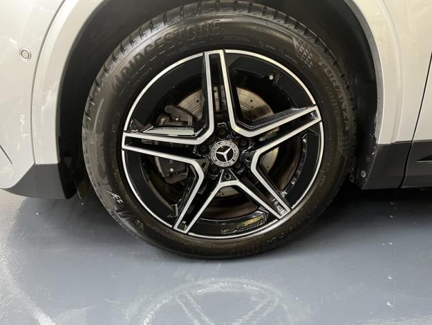 MERCEDES-BENZ GLA 200 d AMG Line  