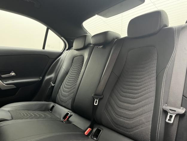 MERCEDES-BENZ Classe A 180 Berline Business Line  