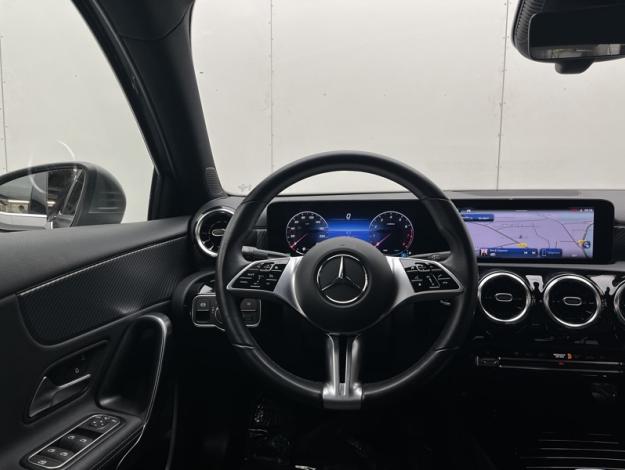 MERCEDES-BENZ Classe A 180 Berline Business Line  
