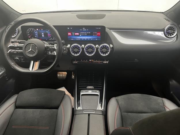 MERCEDES-BENZ GLA 200 d AMG Line  
