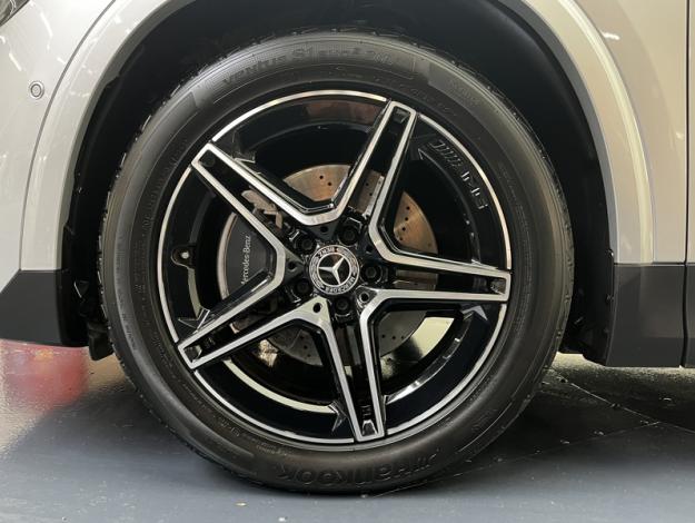 MERCEDES-BENZ GLA 200 d AMG Line  