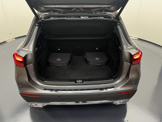 MERCEDES-BENZ GLA 250 e Hybrid EQ Business Line  