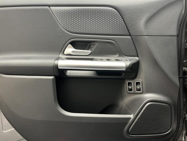 MERCEDES-BENZ GLA 250 e Hybrid EQ Business Line  