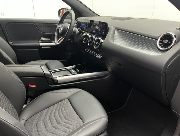 MERCEDES-BENZ GLA 250 e Hybrid EQ Business Line  