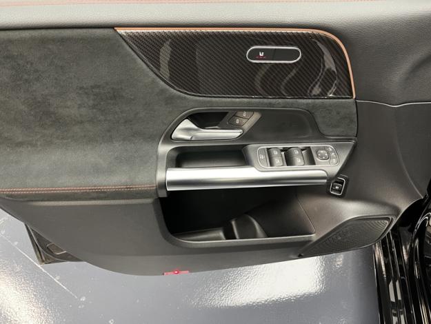 MERCEDES-BENZ Classe B 250 e AMG Line  