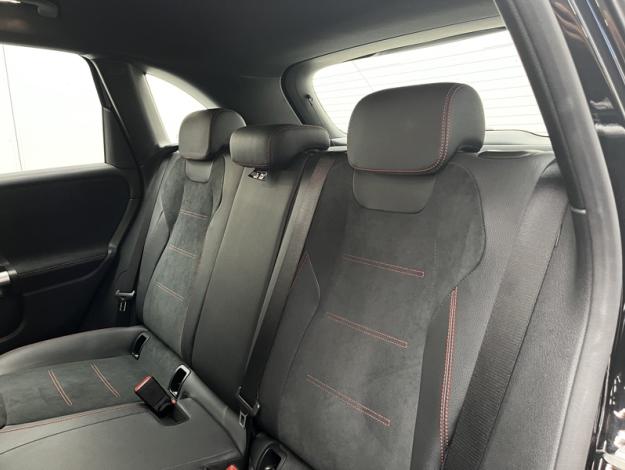 MERCEDES-BENZ Classe B 250 e AMG Line  