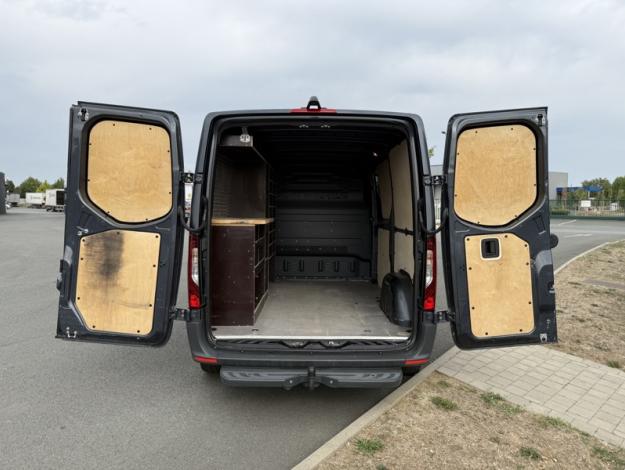 MERCEDES-BENZ Sprinter 215 CDI Fourgon Compact  