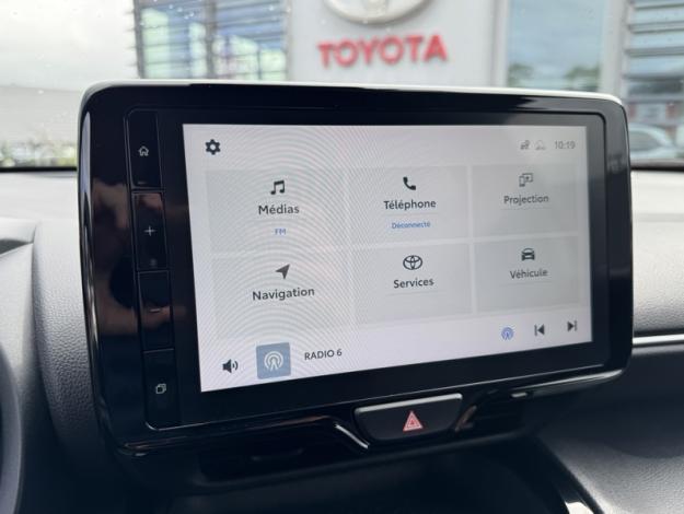 TOYOTA Yaris Cross Hybrid 2WD Design   