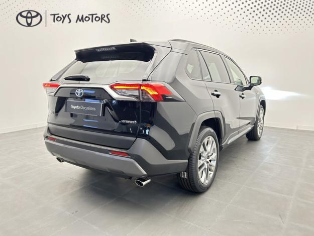 TOYOTA RAV4 2WD 218ch Lounge  