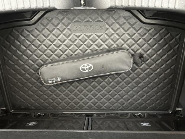 TOYOTA Aygo X 1.0 VVT-i 72 Design  