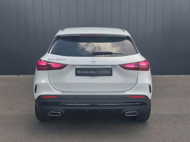 MERCEDES-BENZ GLA 200 d AMG Line  