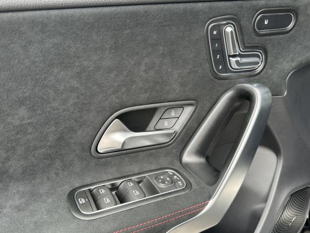 MERCEDES-BENZ Classe A 200 d AMG Line  Classe A 200 d AMG Line