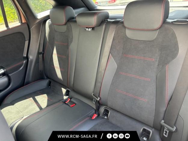 MERCEDES-BENZ GLA 200 AMG Line AMG Line 