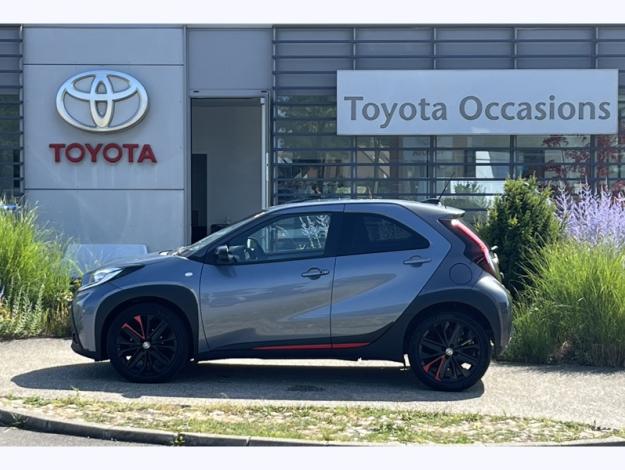 TOYOTA Aygo X 1.0 VVT-i 72 Undercover  